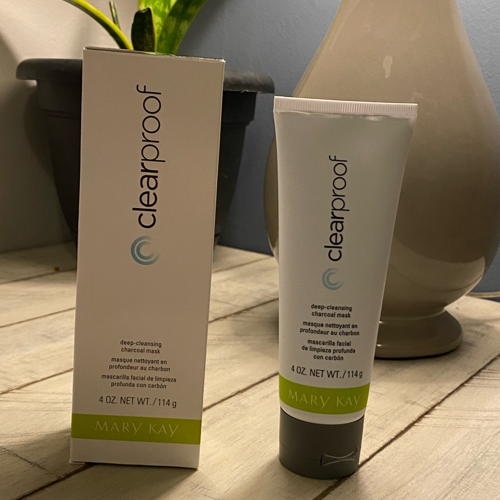 Clearproof™ Deep Cleansing Charcoal Mask